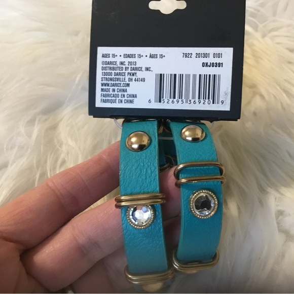 NWT Oxford Street Aqua & Clear Stone Wrap Bracelet. - Picture 7 of 10